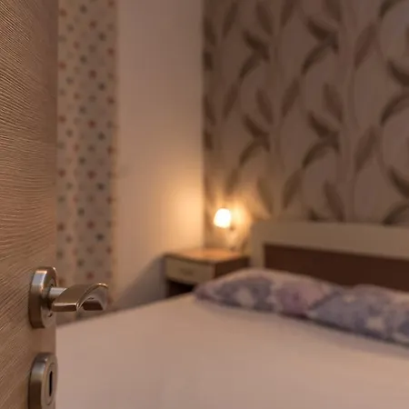Gostinjska kuća Marija 3*