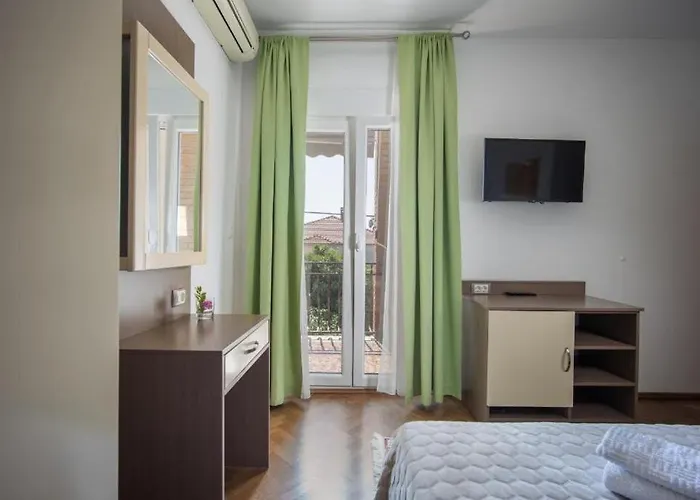 Πανσιόν Marija 3*