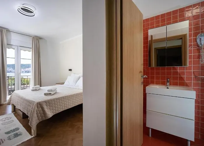 Marija Πανσιόν