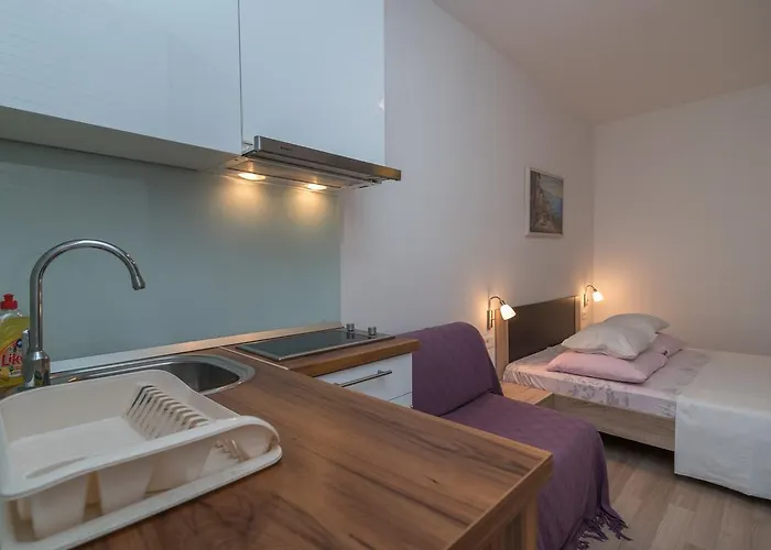 Πανσιόν Marija