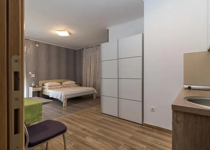 Πανσιόν Marija 3*