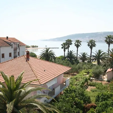 Guest house Marija 3*